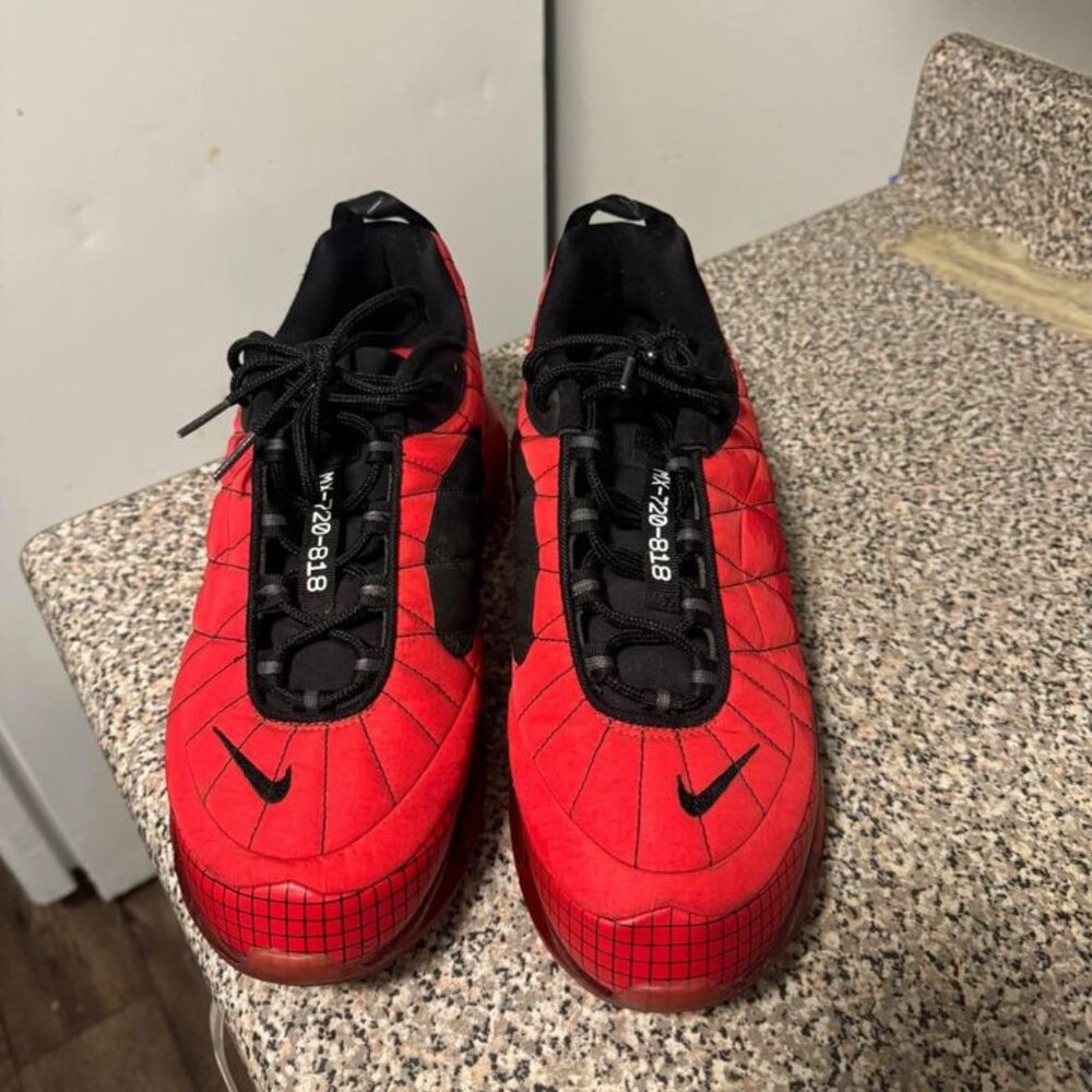 Nike Air Max MX 720 818 Black Red. 10.5 US Men